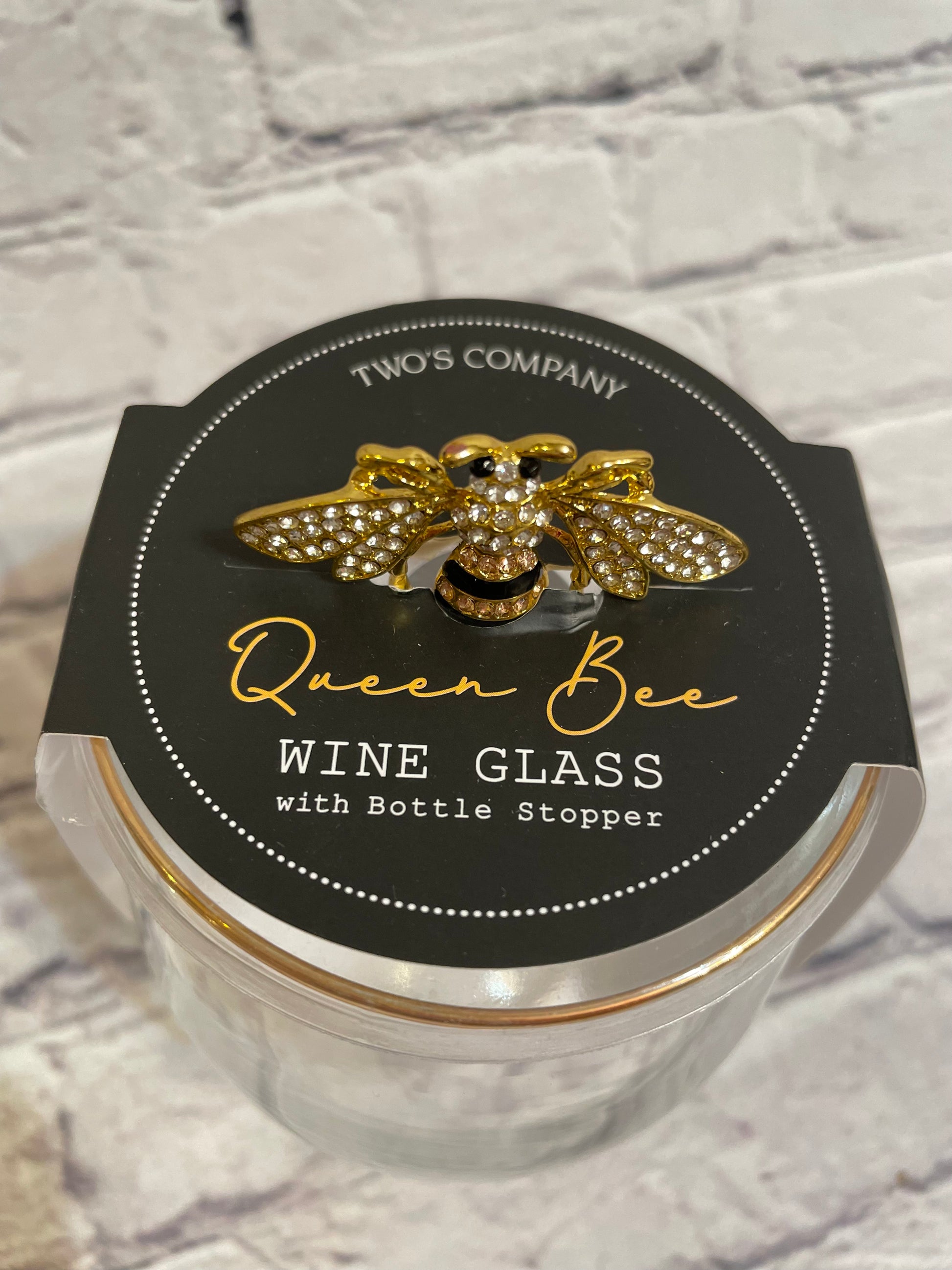 Queen Bee Wine Glass With Bottle Stopper - Southern Chic Magnolias, LLC