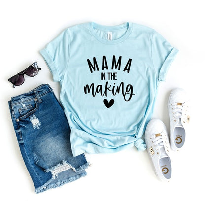 Mama In The Making Bold Short Sleeve Graphic Tee