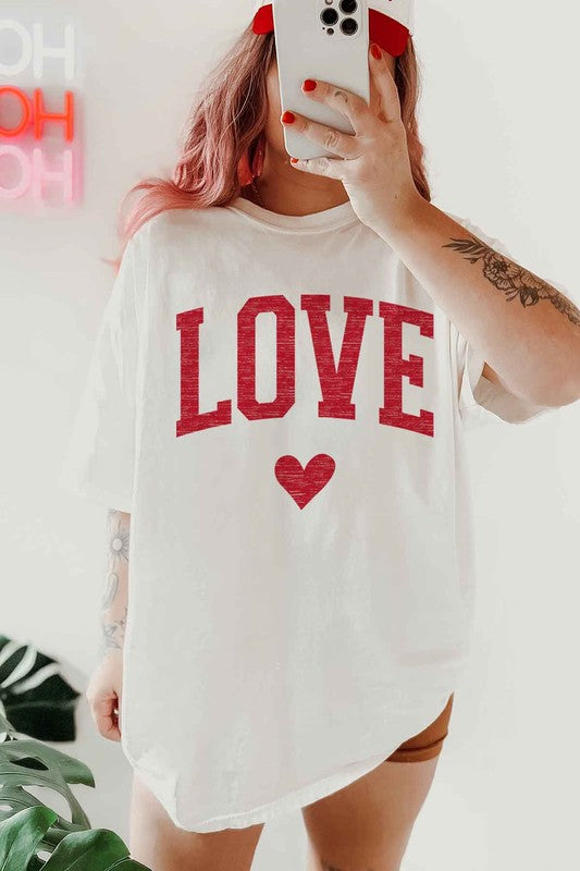 LOVE HEART VALENTINES GRAPHIC TEE