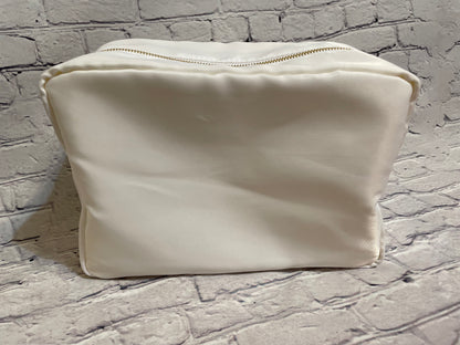 Large Capacity Women's Cosmetic Bag - Southern Chic Magnolias, LLC