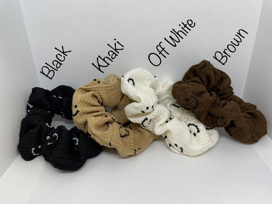 Smiley Face Scrunchie - Southern Chic Magnolias, LLC