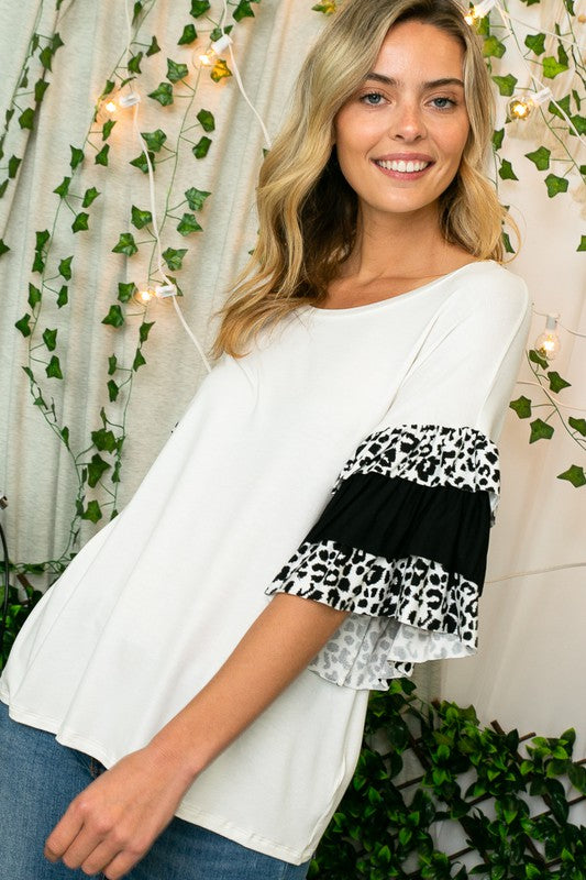 PLUS SOLID ANIMAL MIXED RUFFLE TOP